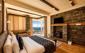 Hotel Wood Winds - A Best Valley View Hotel By Eastlynn Experiences